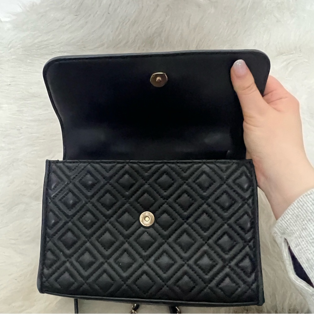 Tory Burch Fleming Convertible Crossbody - Picture 13 of 16